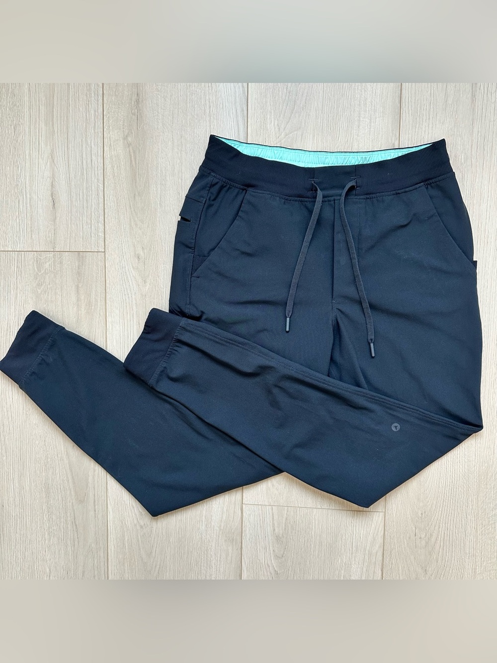 Birddogs Black Joggers Retail $128